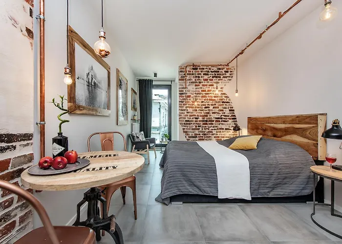 Rajska Old Town Suites